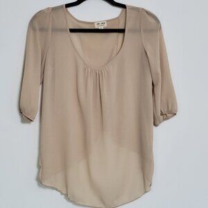 The Arte by Zenana Beige Sheer Puff 3/4 Sleeve Tulip Back Blouse
